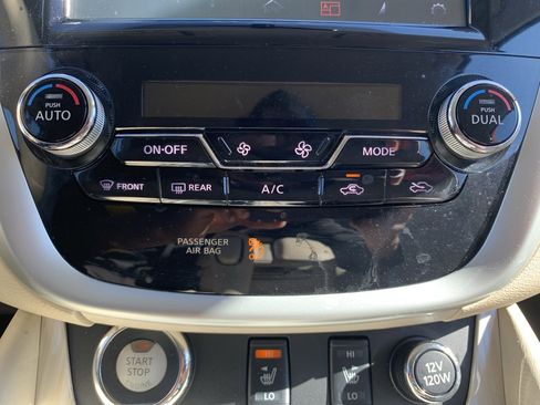 Used 2017 Nissan Murano SL image 29