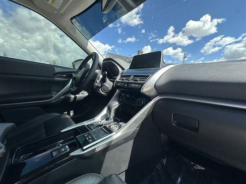 Used 2019 Mitsubishi Eclipse Cross AWD image 28