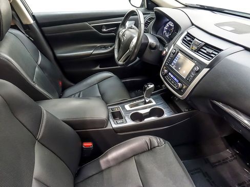 Used 2016 Nissan Altima 2.5 SL w/ 2.5 Technology w/LED Package image 29