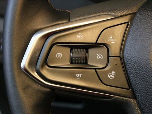 Used 2025 Chevrolet TrailBlazer LT w/ Convenience Package image 21