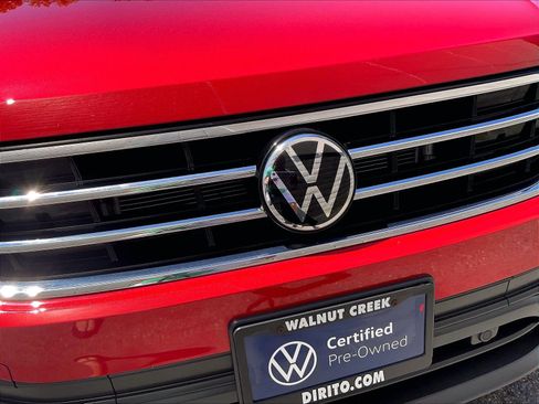 Certified 2023 Volkswagen Tiguan SE FWD image 29