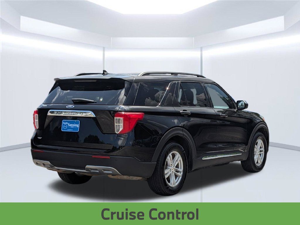 Used 2023 Ford Explorer XLT w/ Equipment Group 202A RWD image 7