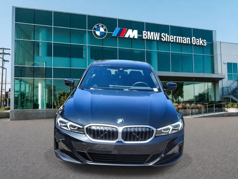 Used 2023 BMW 330i Sedan w/ Driving Assistance Package RWD image 2