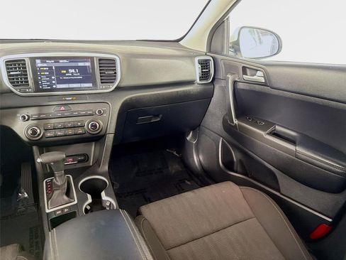 Certified 2022 Kia Sportage LX FWD image 22