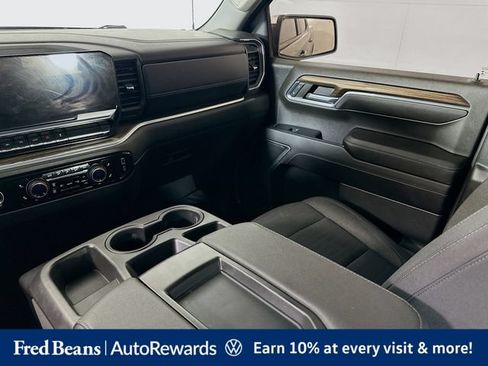Used 2023 Chevrolet Silverado 1500 LT AWD/4WD image 29