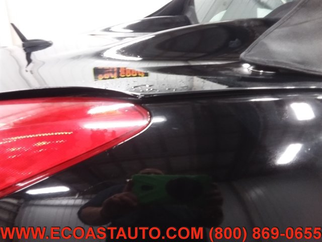 Used 2009 Pontiac Solstice GXP w/ Club Sport Package RWD image 21