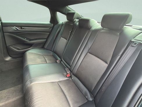 Used 2020 Honda Accord Sport image 26