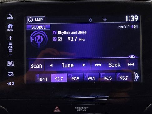 Used 2017 Honda Pilot Touring image 25