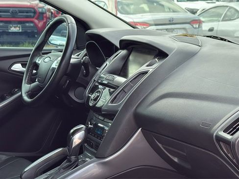 Used 2013 Ford Focus Titanium w/ Titanium Handling Pkg image 31