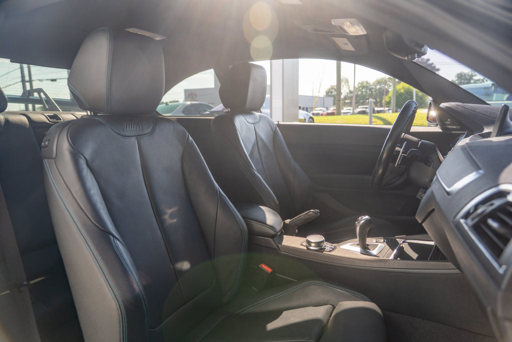 Used 2018 BMW M2 RWD image 23