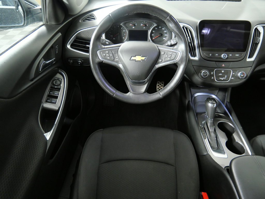 Used 2016 Chevrolet Malibu LT w/ Driver Confidence Package FWD image 17