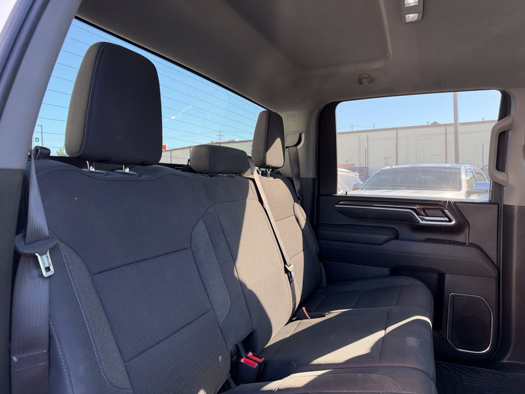 Used 2025 Chevrolet Silverado 3500 LT w/ Safety Package AWD/4WD image 21