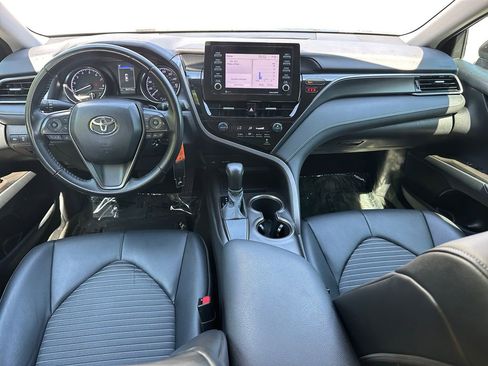 Used 2021 Toyota Camry SE FWD image 15
