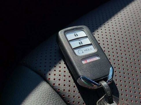 Used 2023 Honda Ridgeline Black Edition image 35