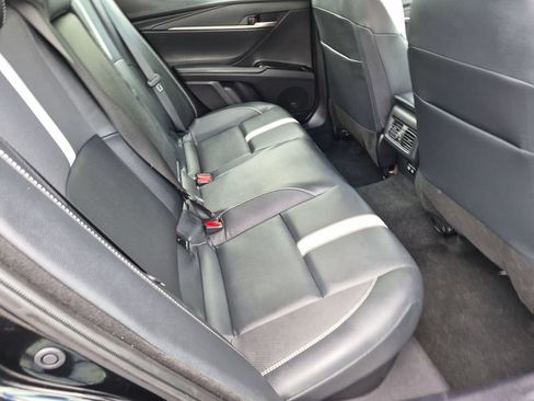 Used 2025 Toyota Camry SE FWD image 24