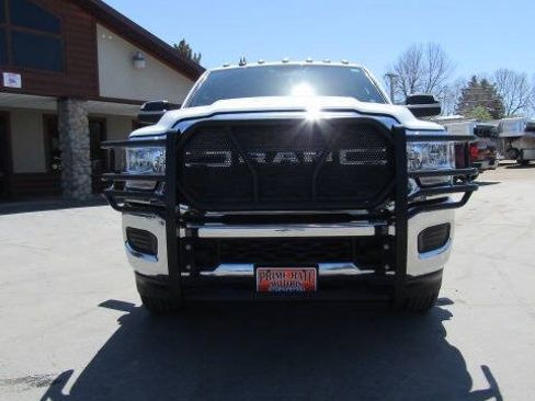 Used 2022 RAM 3500 Tradesman AWD/4WD image 3