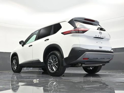 Used 2023 Nissan Rogue S FWD image 23