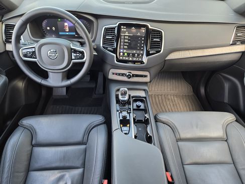 Used 2023 Volvo XC90 B6 Ultimate w/ Protection Package Premier AWD/4WD image 37
