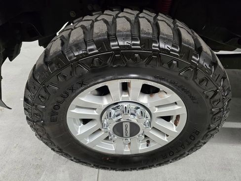 Used 2017 Ford F250 XL w/ STX Appearance Package image 10