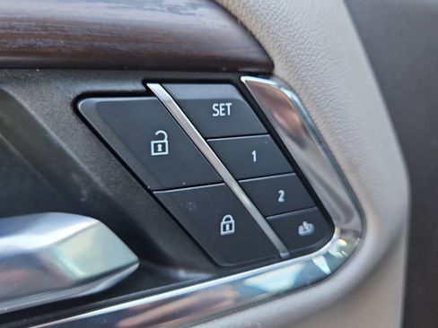 Used 2023 GMC Sierra 1500 SLT w/ SLT Premium Package image 33