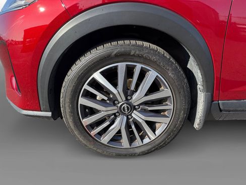 Used 2023 Nissan Kicks SR w/ SR Premium Package image 9