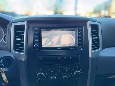 Used 2008 Jeep Grand Cherokee SRT8 w/ SRT Option Group II image 15