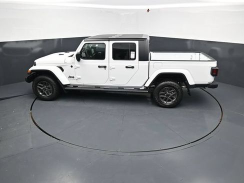 New 2026 Jeep Gladiator Sport AWD/4WD image 43