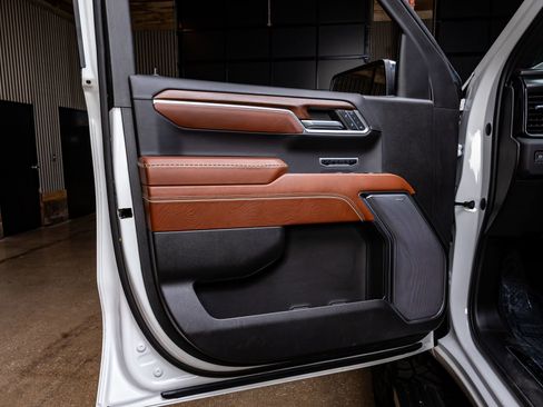 Used 2023 GMC Sierra 1500 Denali Ultimate image 35