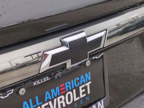 Used 2023 Chevrolet Traverse Premier w/ Redline Edition AWD/4WD image 32