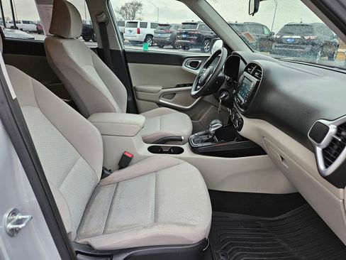 Used 2020 Kia Soul LX image 33
