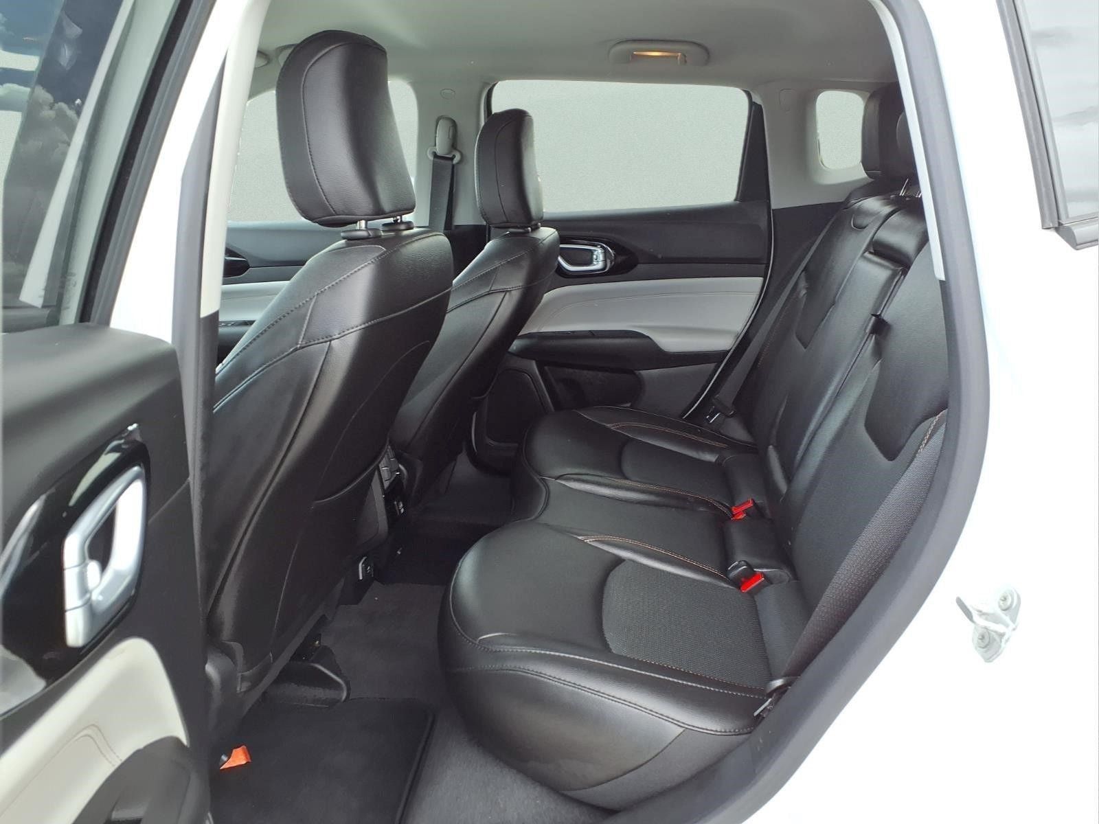 Used 2022 Jeep Compass Limited AWD/4WD image 13