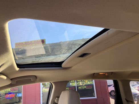 Used 2014 Jeep Grand Cherokee Laredo w/ 18" Wheel & 8.4" Radio Group AWD/4WD image 19