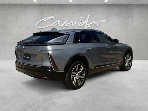 Certified 2024 Cadillac Lyriq Luxury RWD image 20