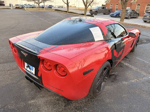 Used 2005 Chevrolet Corvette Coupe w/ Preferred Equipment Group image 3