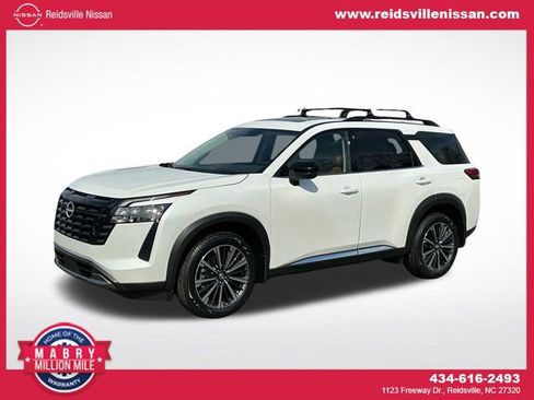 New 2026 Nissan Pathfinder Platinum AWD/4WD image 1