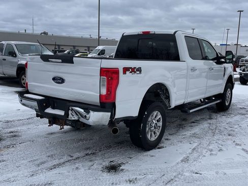 Used 2019 Ford F250 XLT w/ XLT Premium Package image 5
