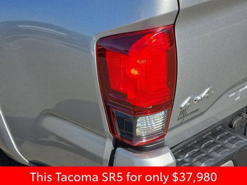 Used 2023 Toyota Tacoma SR5 w/ Technology Package AWD/4WD image 40
