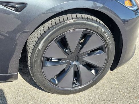 Used 2025 Tesla Model 3 Long Range RWD image 29