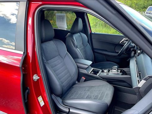 Used 2024 Mitsubishi Outlander SE FWD image 7