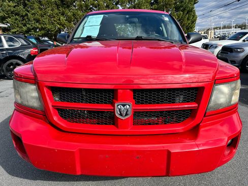 Used 2011 Dodge Dakota Big Horn w/ Convenience Group image 2
