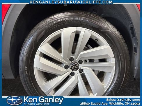 Used 2022 Volkswagen Atlas Cross Sport SE AWD/4WD image 23