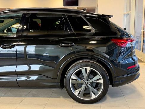 Used 2024 Audi Q4 e-tron Prestige w/ Black Optic Package image 9