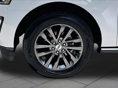 Used 2021 Ford Expedition Limited RWD image 11
