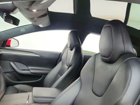 Used 2022 Tesla Model S Base image 31