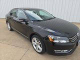 Used 2014 Volkswagen Passat TDI SEL Premium image 2