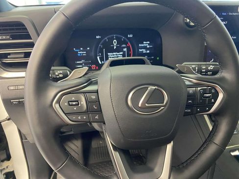 Used 2024 Lexus GX 550 w/ Accessory Package (2T) image 24