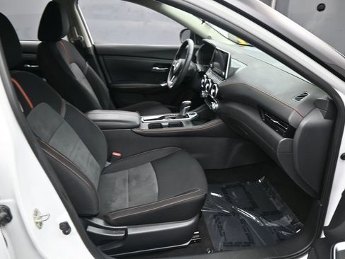 Used 2021 Nissan Sentra SR FWD image 36