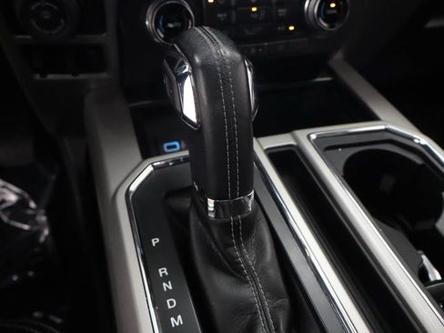 Used 2017 Ford F150 Lariat w/ Equipment Group 502A Luxury AWD/4WD image 9