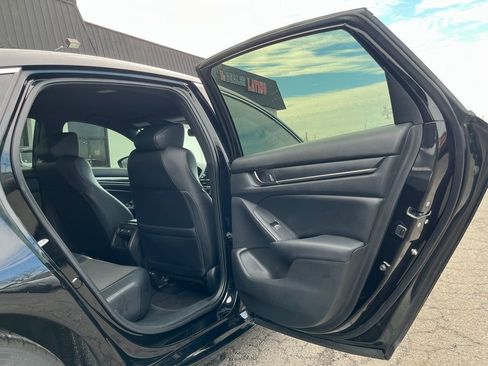 Used 2022 Honda Accord Sport image 31