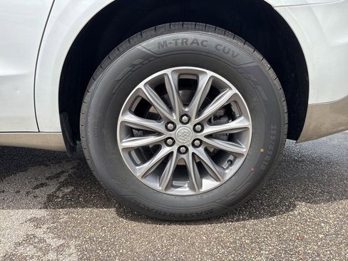 Used 2022 Buick Enclave Premium FWD image 4